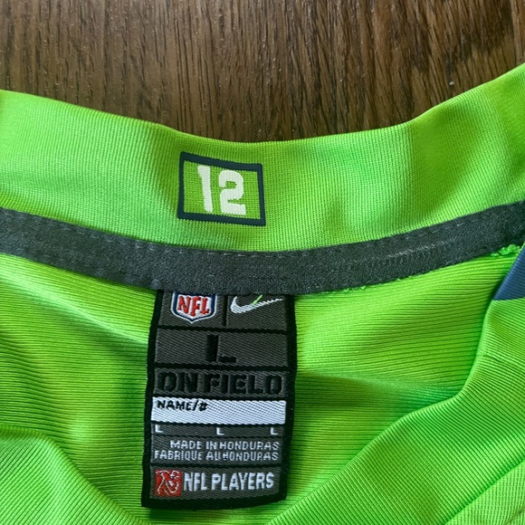 Nike Seattle Seahawks Russell Wilson Jersey - Picture 3 of 6